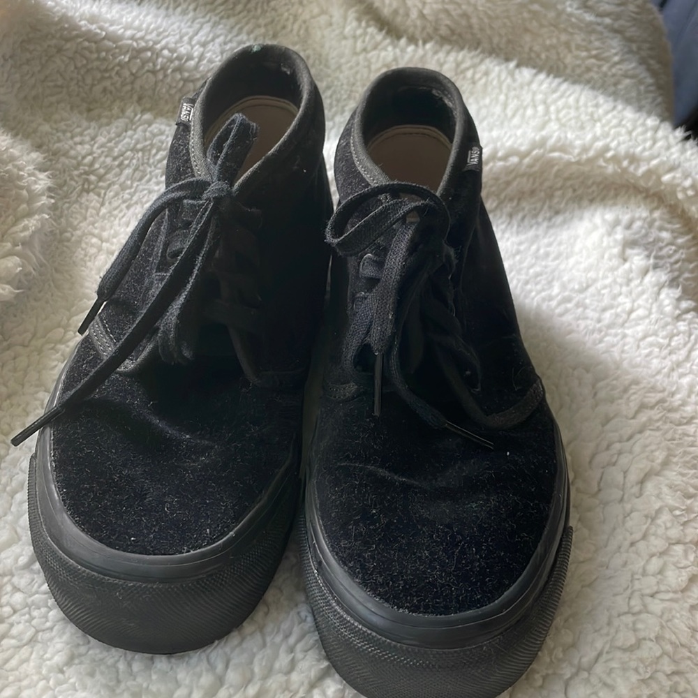 Vans Chukka 49 DX Anaheim Factory • UNISEX 6.5 men 8.0 women • black suede